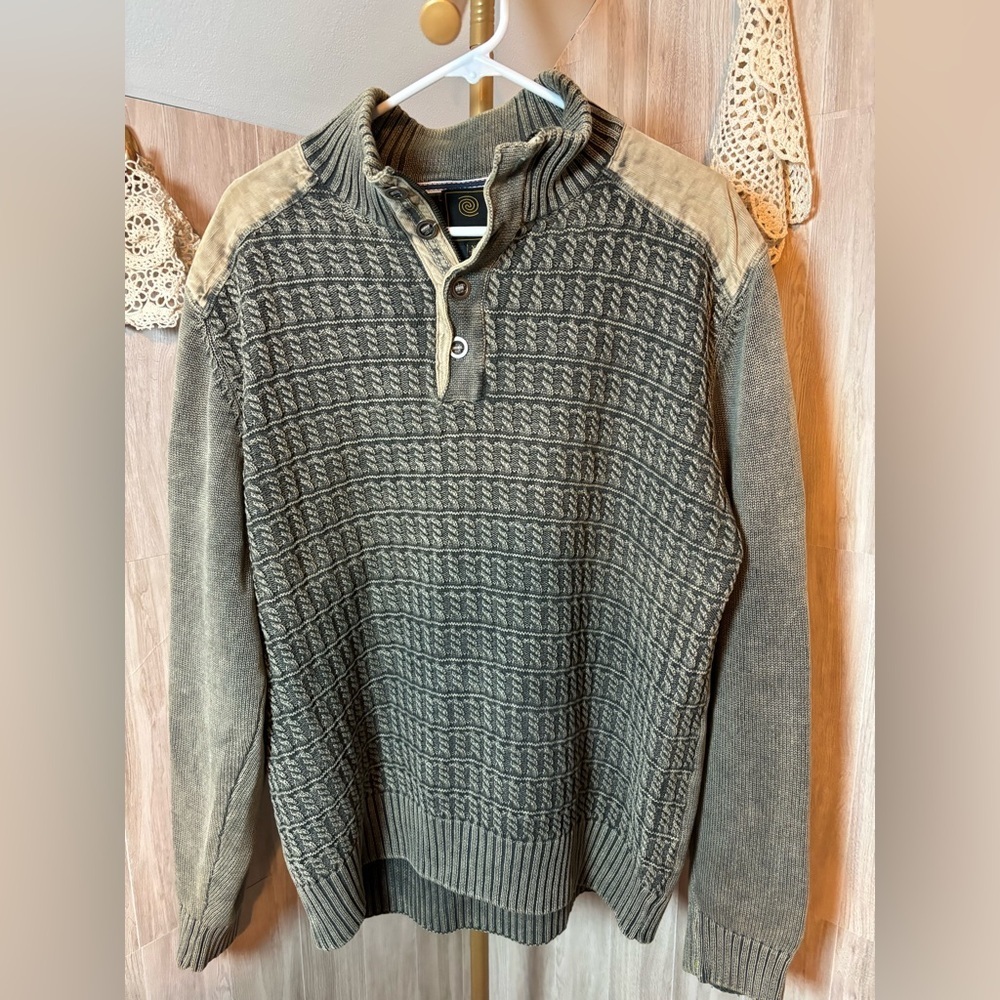F/X Fusion Men's Olive Grayish Textured Button Crewneck Sweater